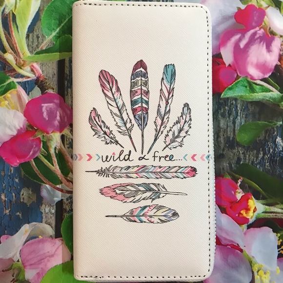 Handbags - New Feather Design Wallet